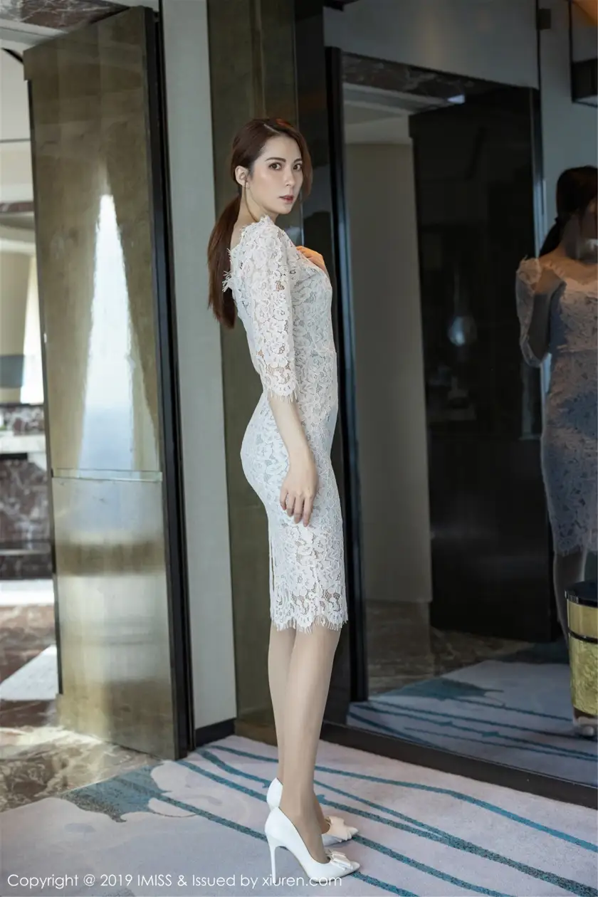 [爱蜜社] 2019.08.01 VOL.366 Carry#[38P]-2