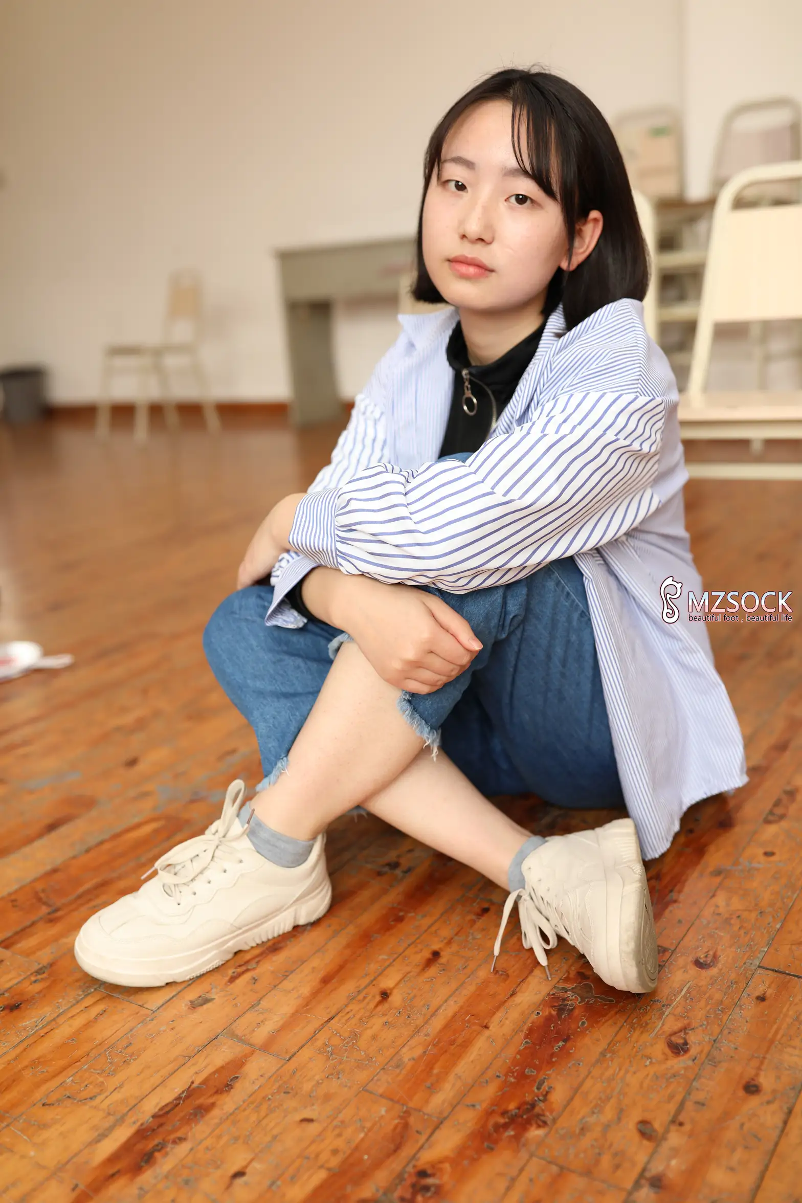 [爱美足] 爱美足 NO.001 肖弧#[74P]-9