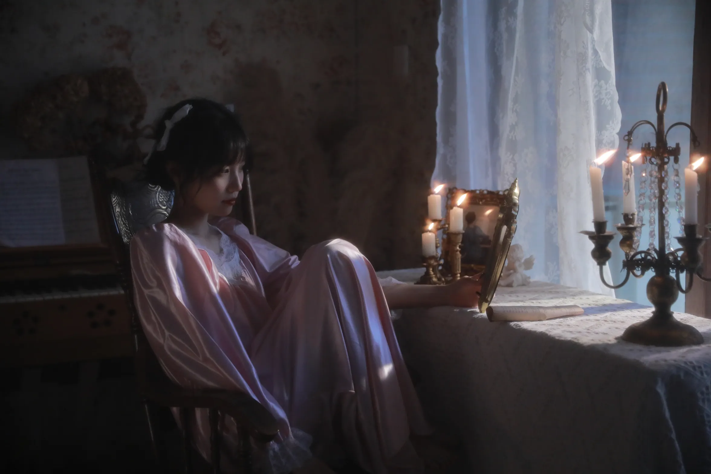 [艺图语] 2022.12.06 Vol.2614 – 油画少女 echo#[31P]-1