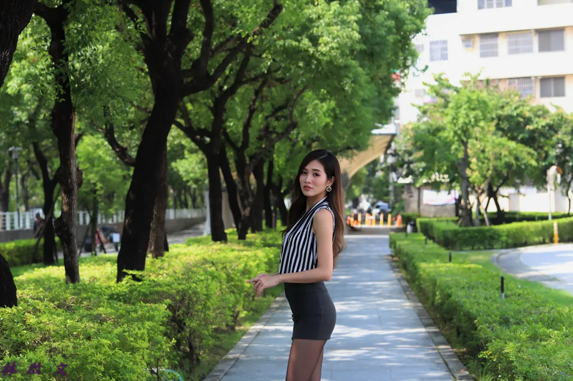 [爱美足] NO.137 张筠 OL黑丝高跟美腿 街拍#[47P]-2