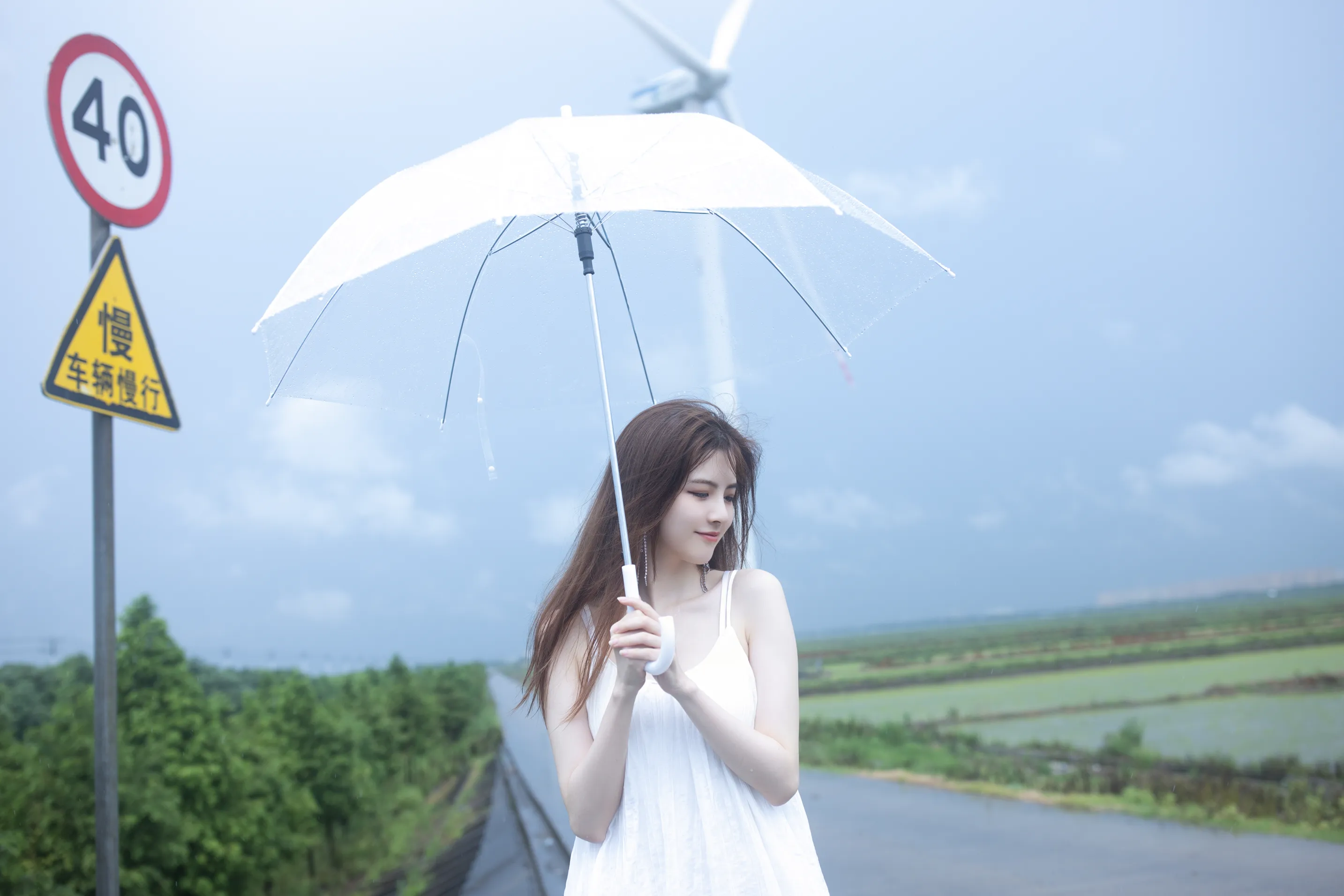 [艺图语] 2022.12.10 Vol.2647 – 雨后少女 Dtifa丁小妮#[24P]-2