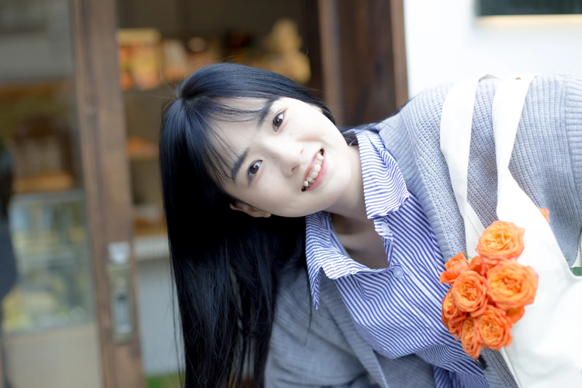 [艺图语] 2023.02.01 Vol.2943 面包和鲜花 小怡妹妹cute#[28P]-6