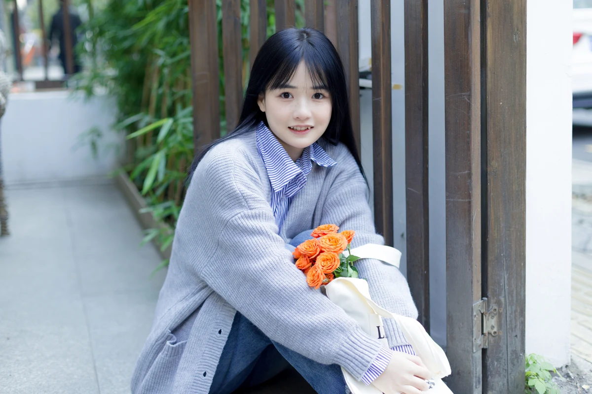 [艺图语] 2023.02.01 Vol.2943 面包和鲜花 小怡妹妹cute#[28P]-7