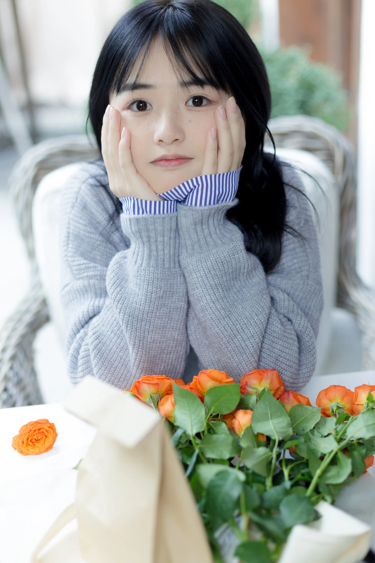 [艺图语] 2023.02.01 Vol.2943 面包和鲜花 小怡妹妹cute#[28P]-7