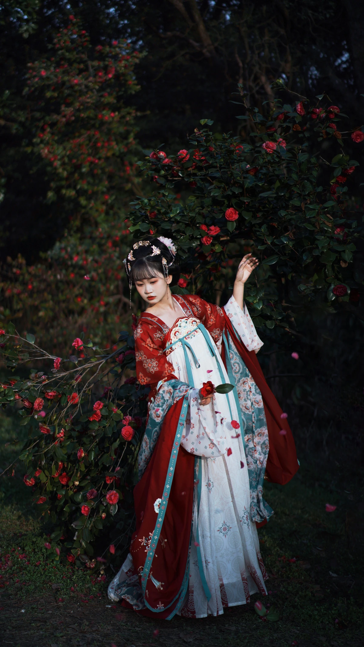 [艺图语] 2023.03.10 Vol.3045 又山茶花 岁岁草莓冰#[22P]-1