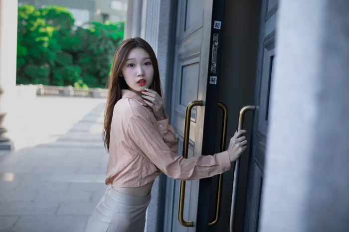 [爱美足] NO.068  刘美筠 短裙 高跟美腿外拍 街拍#[45P]-8
