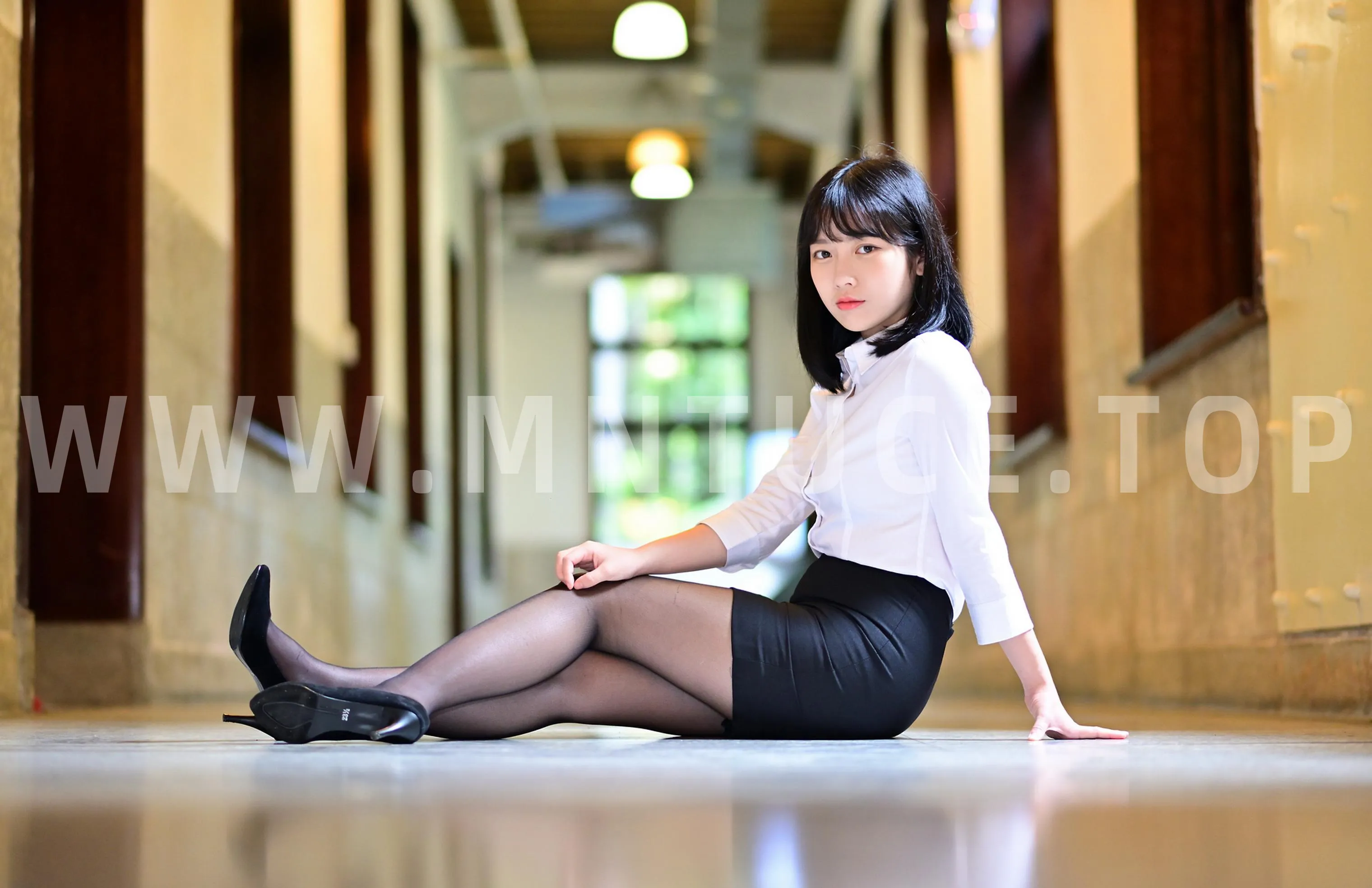 [爱美足] NO.147 塔塔酱 OL黑丝美腿 街拍#[53P]-5