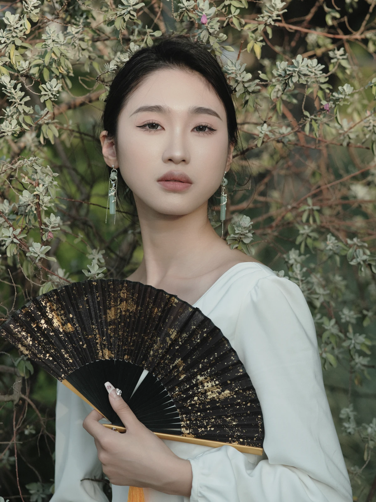[艺图语] 2022.12.19 Vol.2713 – 落叶飞花 likeu#[47P]-1