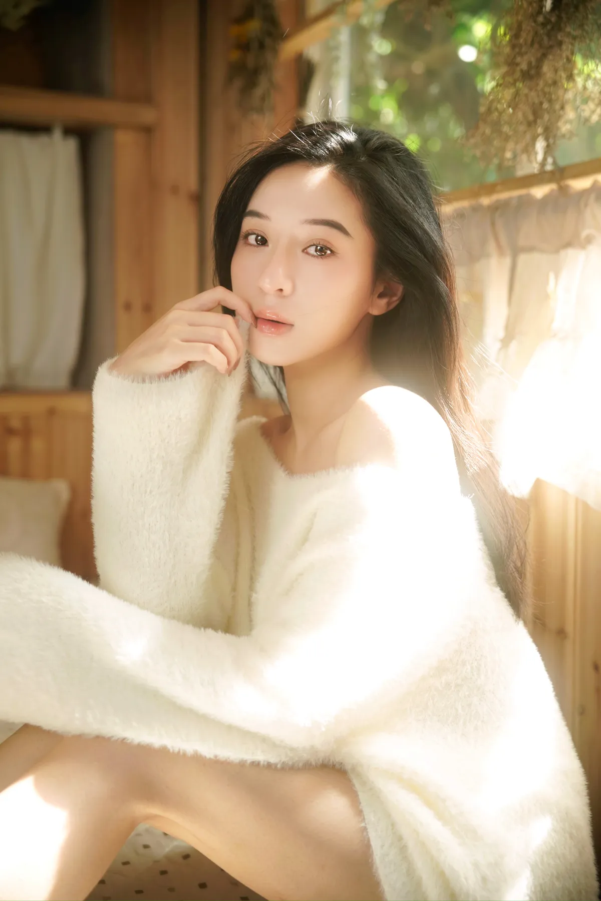 [艺图语] 2022.12.14 Vol.2678 – 暖房 小苏#[35P]-4