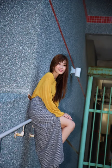 [爱美足] NO.053  凯蒂 裙摆摇 高跟美腿旅拍 街拍#[50P]-6
