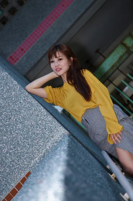 [爱美足] NO.053  凯蒂 裙摆摇 高跟美腿旅拍 街拍#[50P]-8