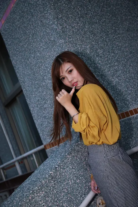[爱美足] NO.053  凯蒂 裙摆摇 高跟美腿旅拍 街拍#[50P]-9