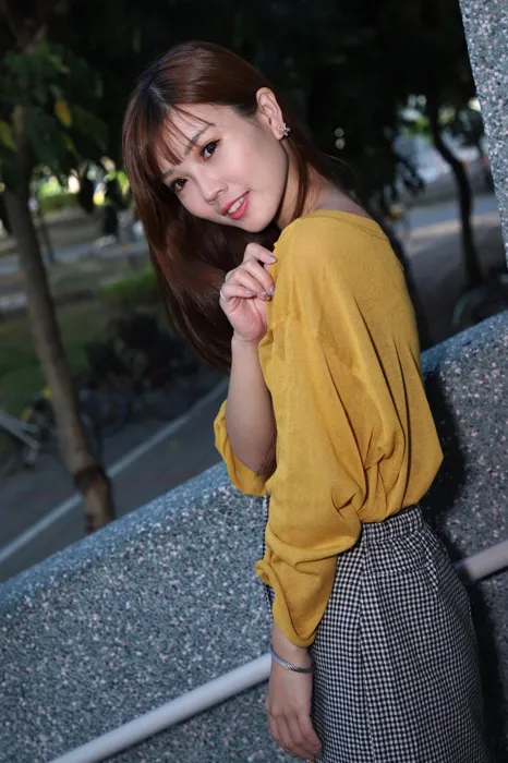 [爱美足] NO.053  凯蒂 裙摆摇 高跟美腿旅拍 街拍#[50P]-2