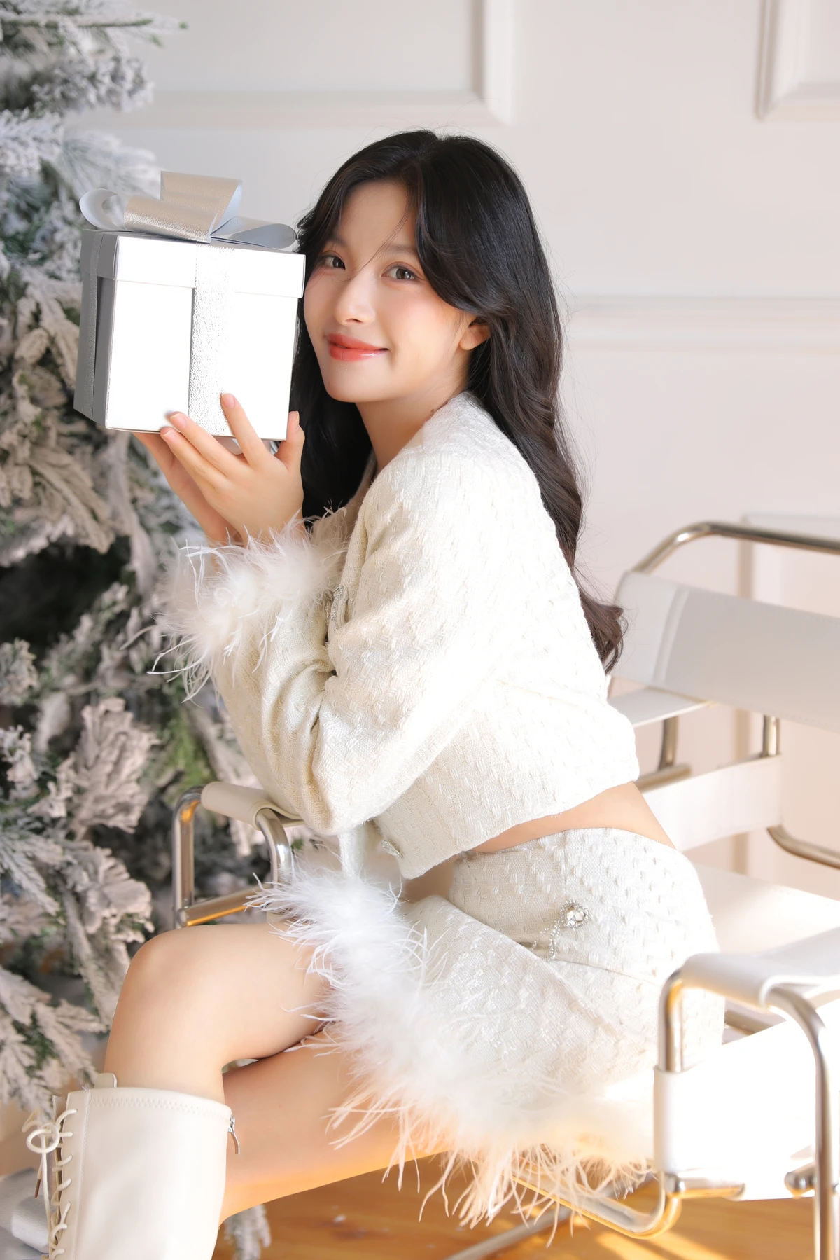 [艺图语] 2022.12.16 Vol.2693 – 山茶花 依欣Doris#[36P]-4