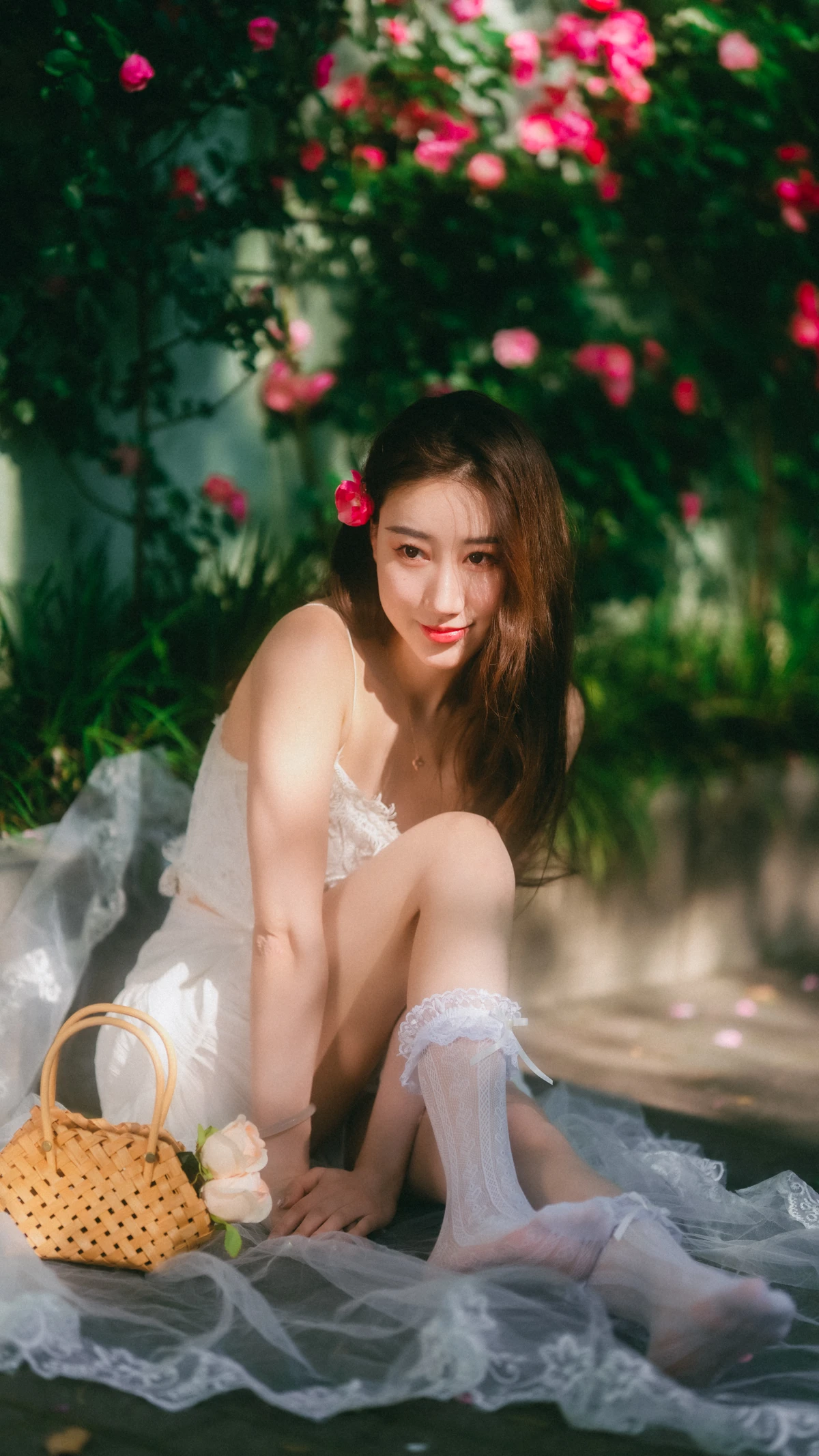 [艺图语] 2023.05.20 Vol.3048 – 蔷薇花下 桃子#[48P]-2