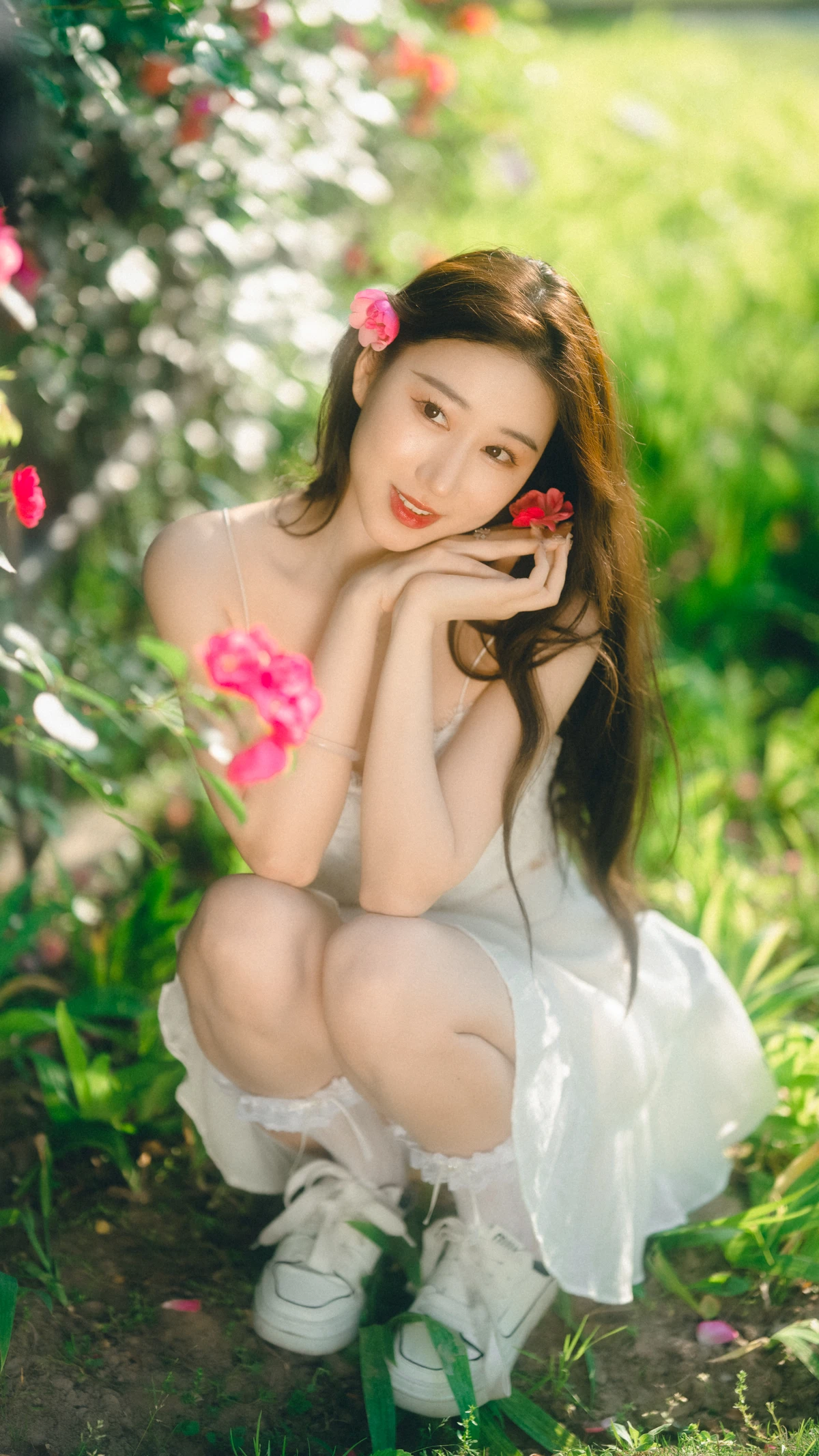 [艺图语] 2023.05.20 Vol.3048 – 蔷薇花下 桃子#[48P]-3