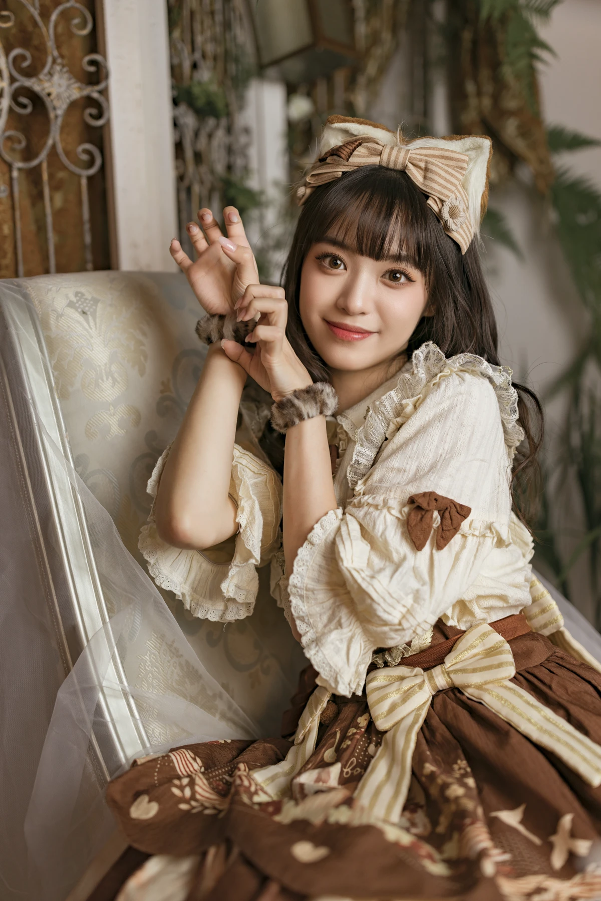 [艺图语] 2022.12.19 Vol.2714 – 猫系少女 酱酱#[22P]-10