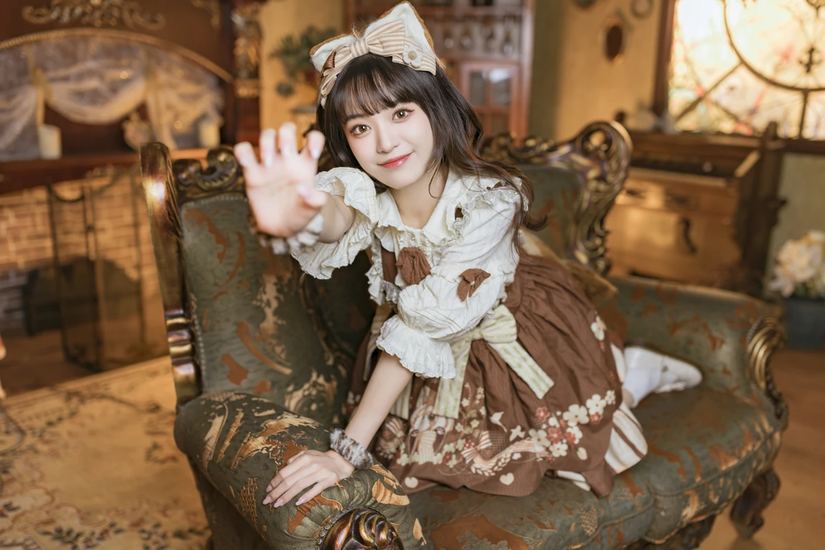 [艺图语] 2022.12.19 Vol.2714 – 猫系少女 酱酱#[22P]-7