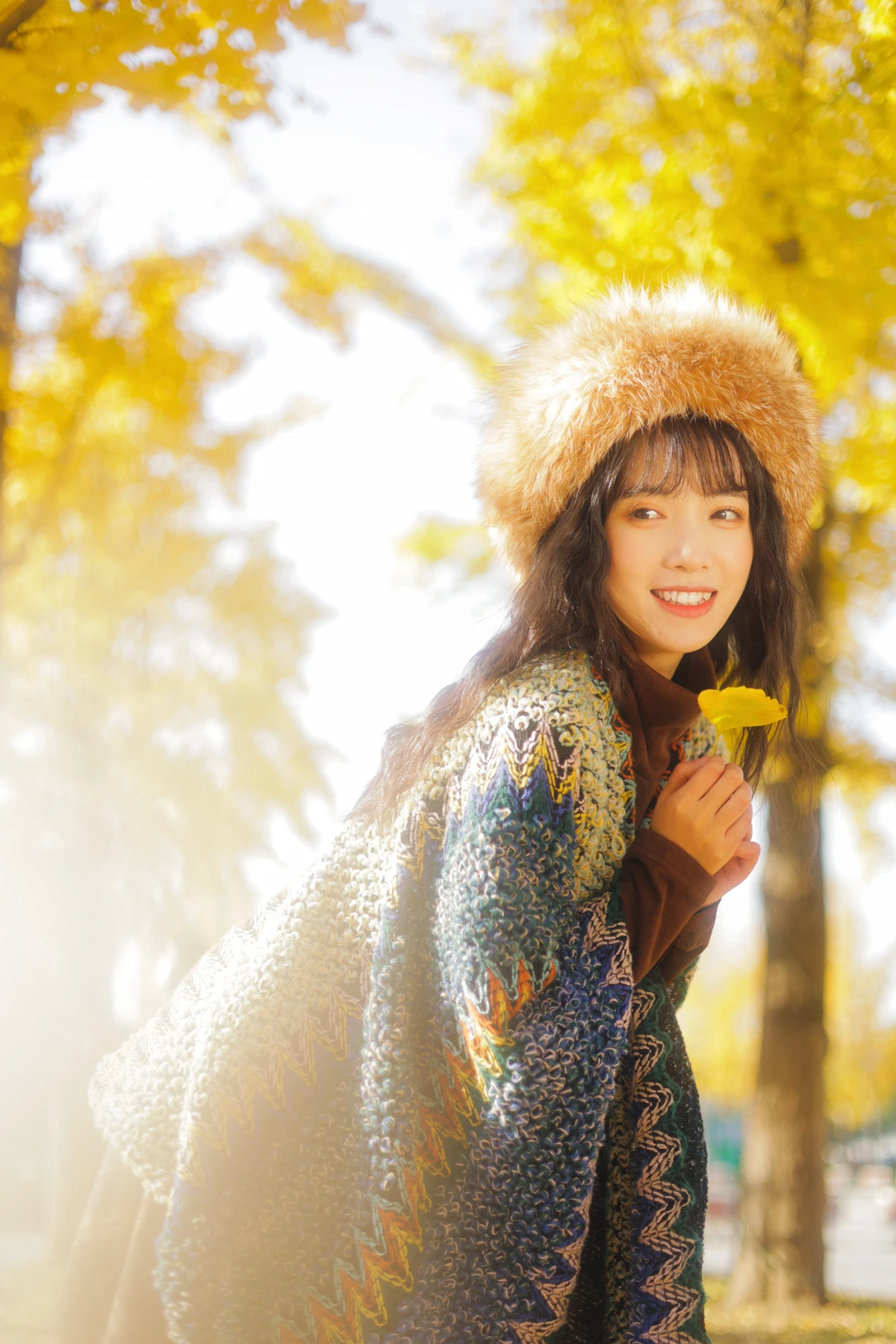 [艺图语] 2023.01.12 Vol.2901 银杏不负秋 一只阿梦崽#[45P]-4