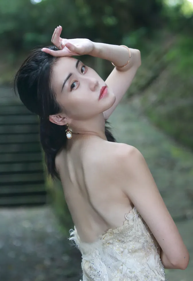 [爱美足] NO.148 王红 镂空白纱涼高美腿 街拍#[70P]-1