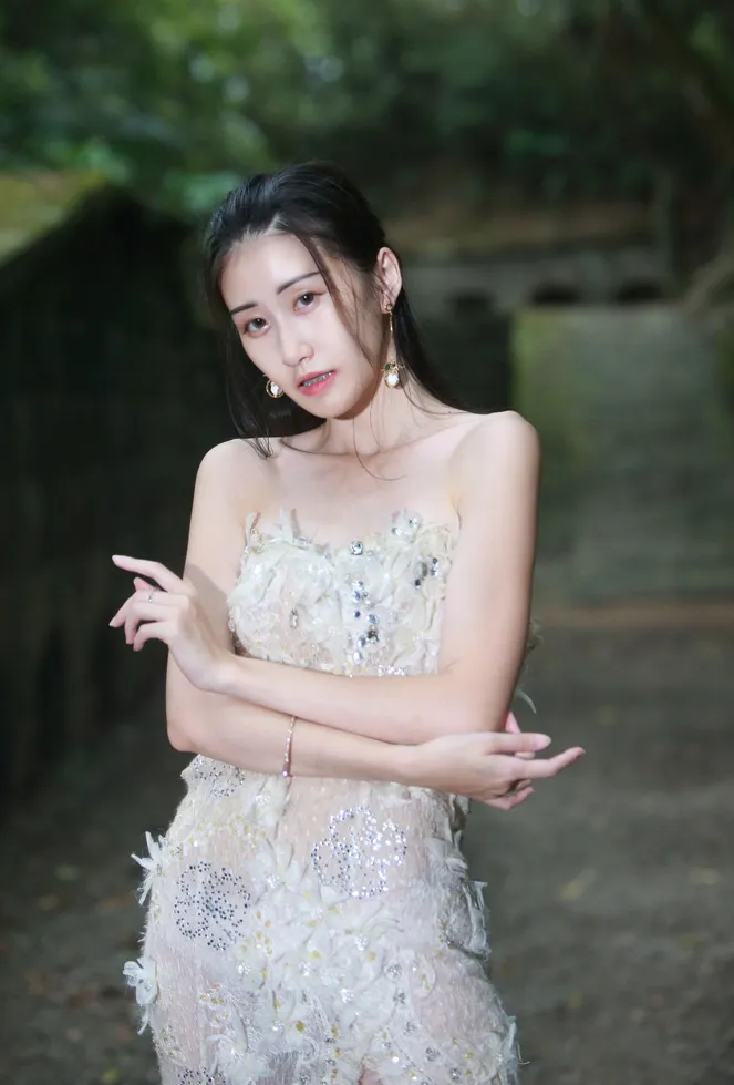 [爱美足] NO.148 王红 镂空白纱涼高美腿 街拍#[70P]-7