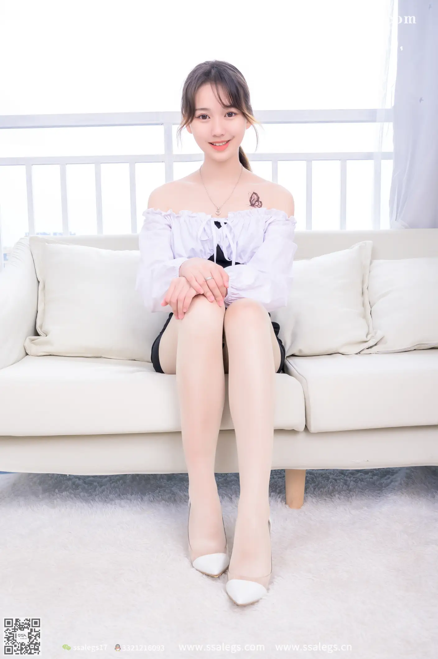 [爱美足] NO.405 宝宝这个女孩笑得很甜(上) 丝社#[125P]-1