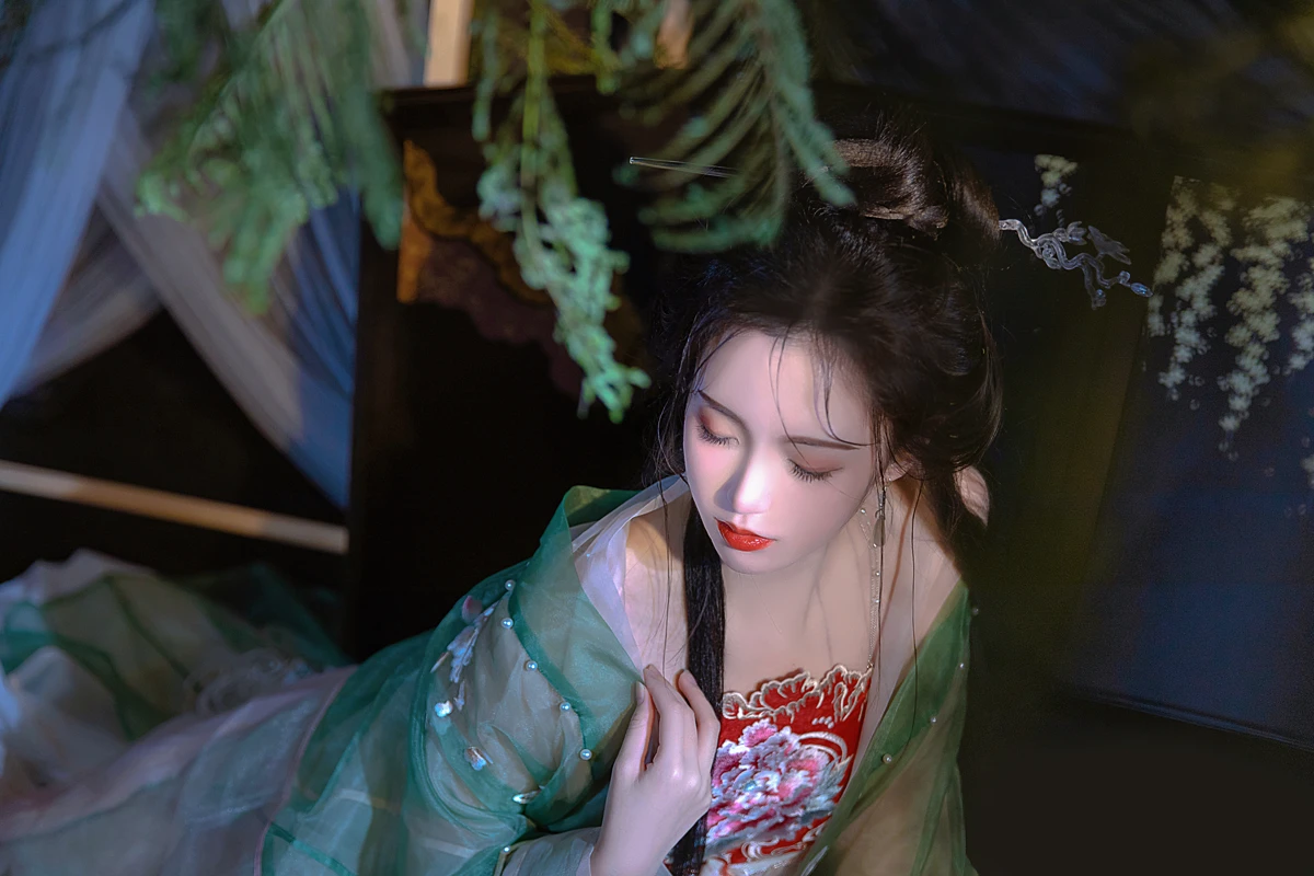 [艺图语] 2023.03.09 Vol.3035 庭芜绿 胖琦#[31P]-1