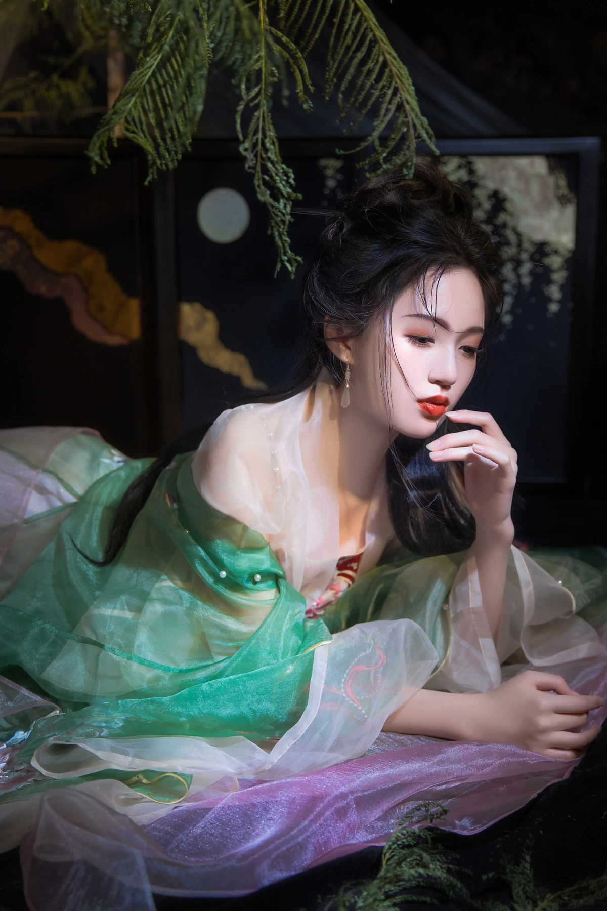 [艺图语] 2023.03.09 Vol.3035 庭芜绿 胖琦#[31P]-8