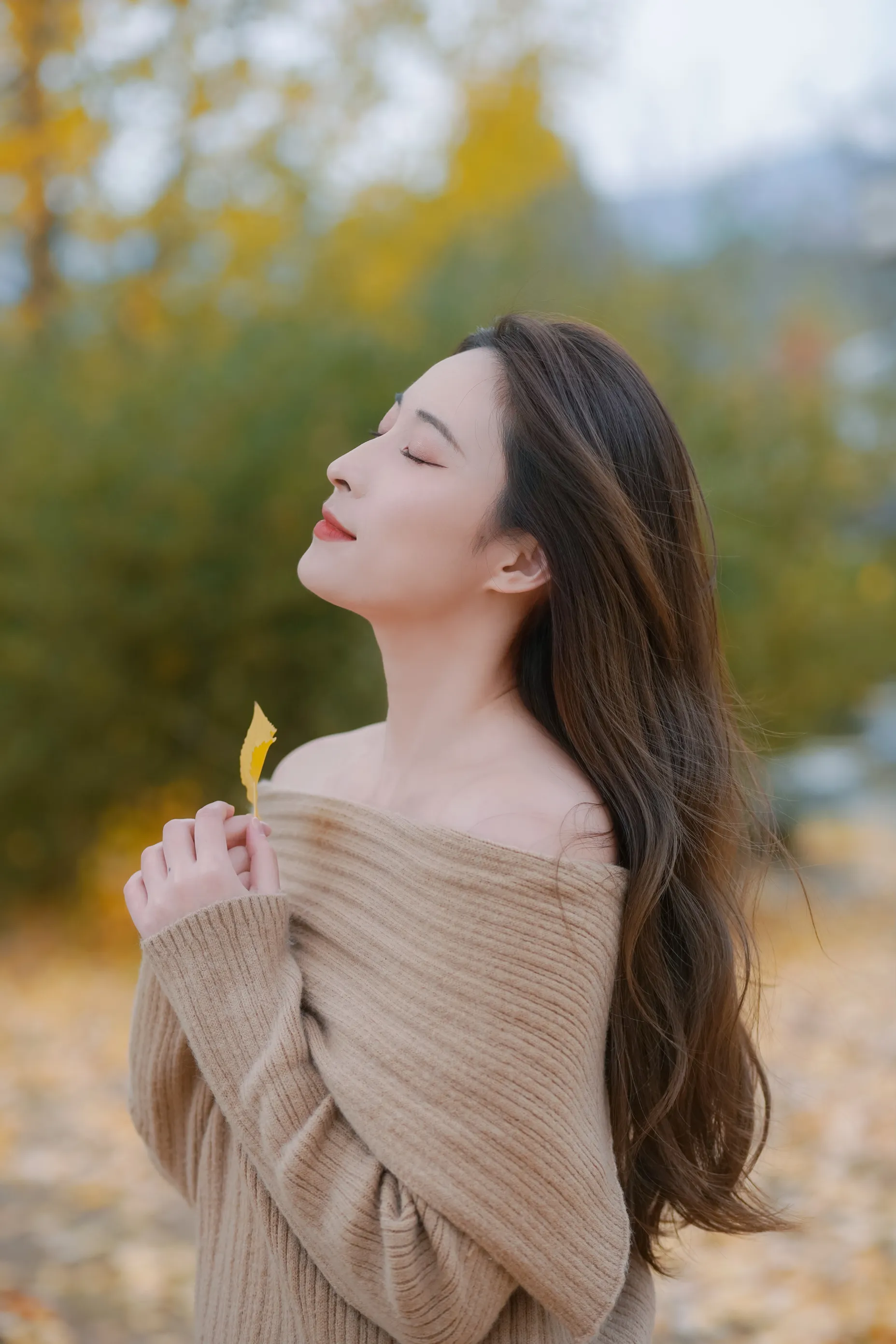 [艺图语] 2022.12.10 Vol.2646 – 叶落知秋 阿音#[26P]-9