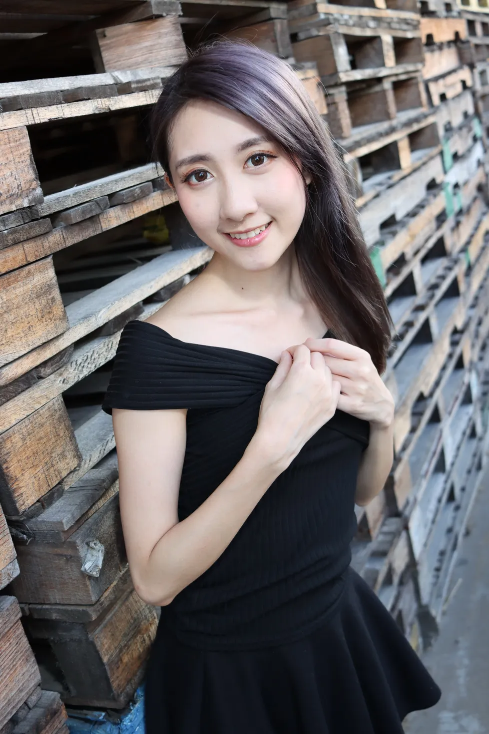 [爱美足] NO.140 Elaine Chung 连衣裙丝袜凉高美腿 街拍#[73P]-1