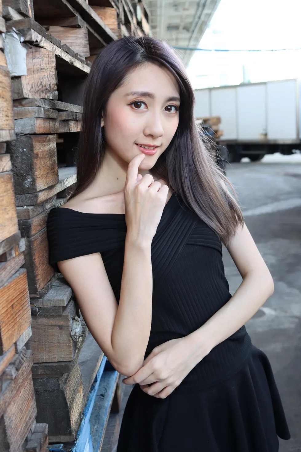 [爱美足] NO.140 Elaine Chung 连衣裙丝袜凉高美腿 街拍#[73P]-6