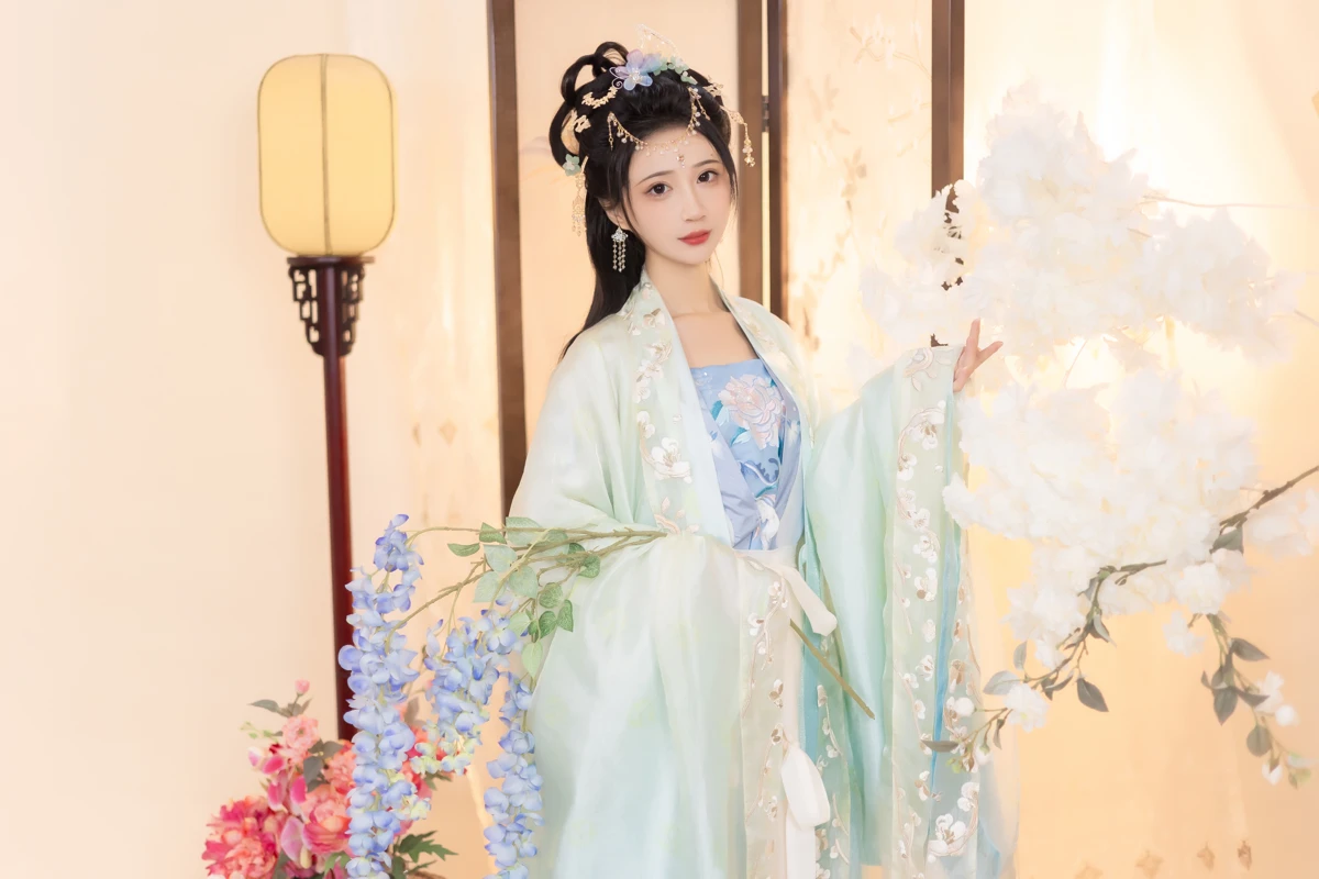 [艺图语] 2023.01.13 Vol.2907 梨花落 -绮罗生的小苏苏-#[26P]-4