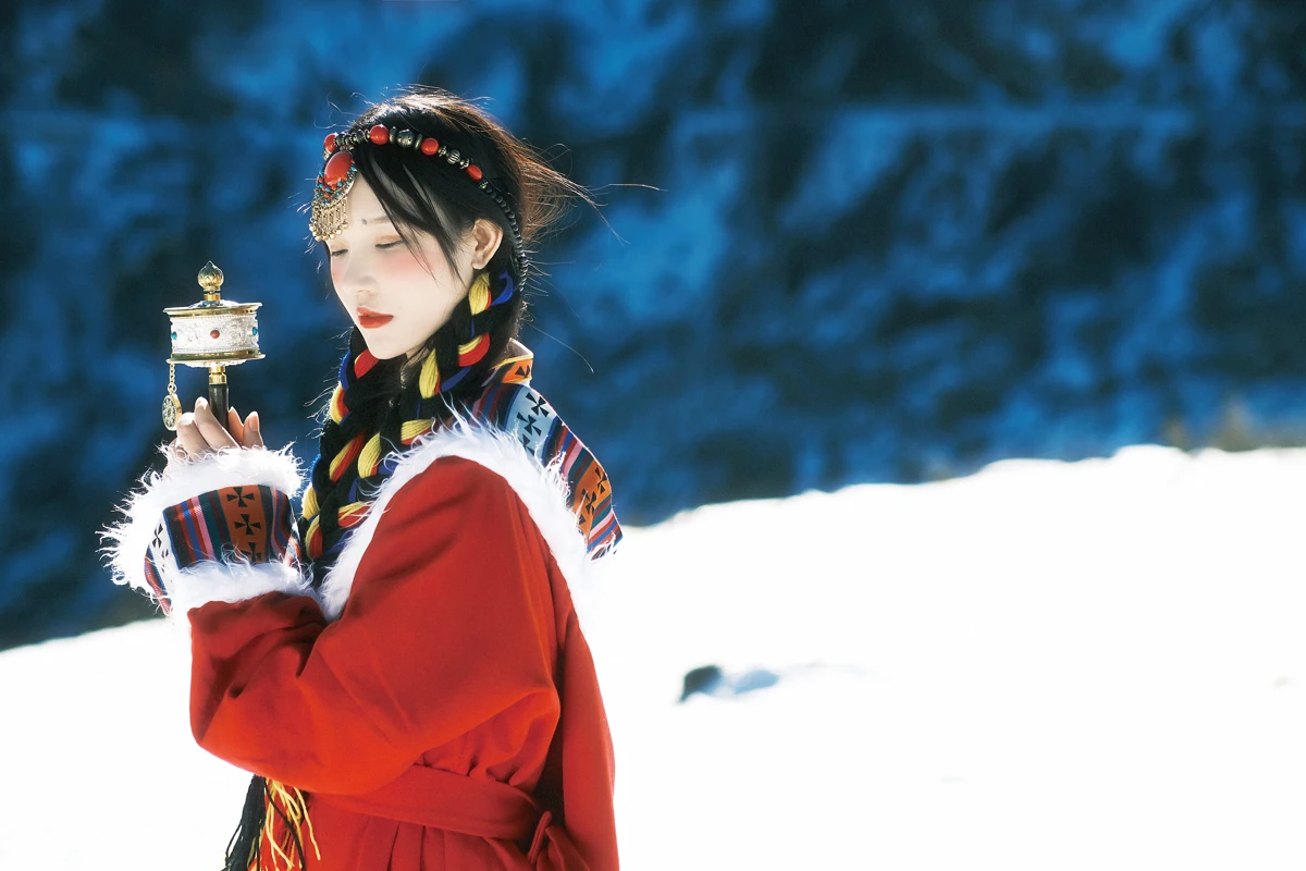 [艺图语] 2023.01.01 Vol.2814 – 我离不开神山，你带一支格桑花走吧 小霜#[22P]-4
