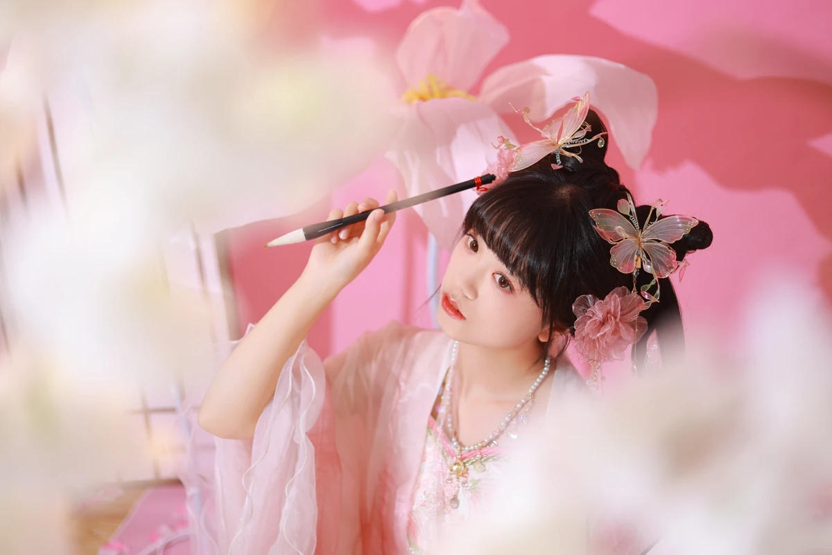 [艺图语] 2023.05.20 Vol.3052 – 小花仙 一只暖暖#[34P]-6