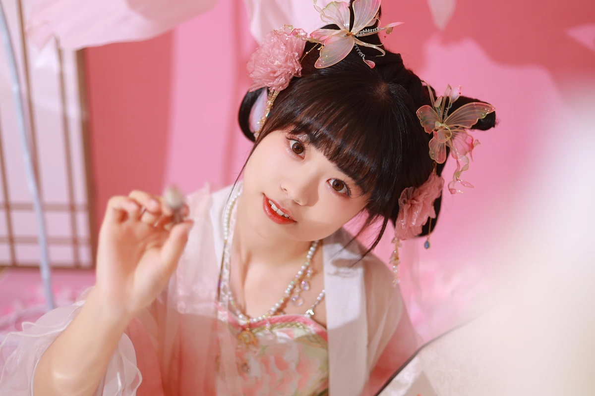 [艺图语] 2023.05.20 Vol.3052 – 小花仙 一只暖暖#[34P]-7