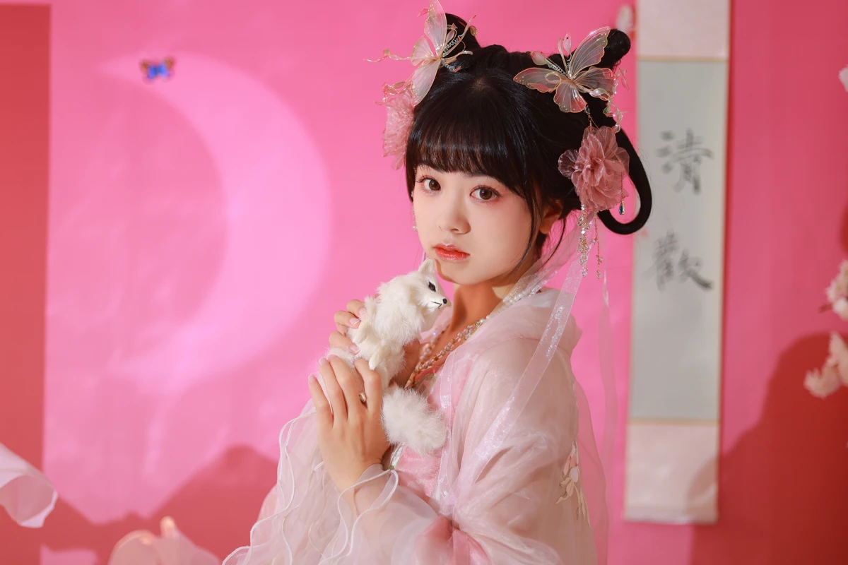 [艺图语] 2023.05.20 Vol.3052 – 小花仙 一只暖暖#[34P]-4