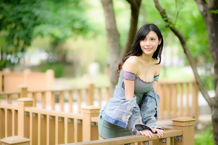 [爱美足] NO.045 Bao 絲襪高跟美腿外拍 街拍#[79P]-1