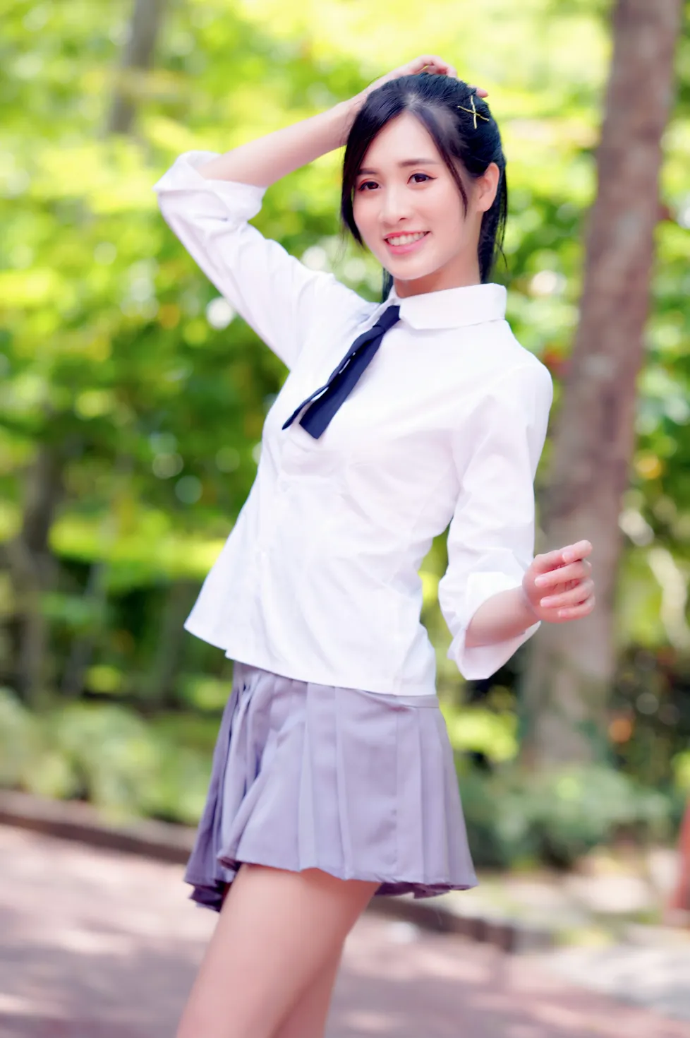 [爱美足] NO.143 张筠 短裙黑丝高跟美腿 街拍#[23P]-2