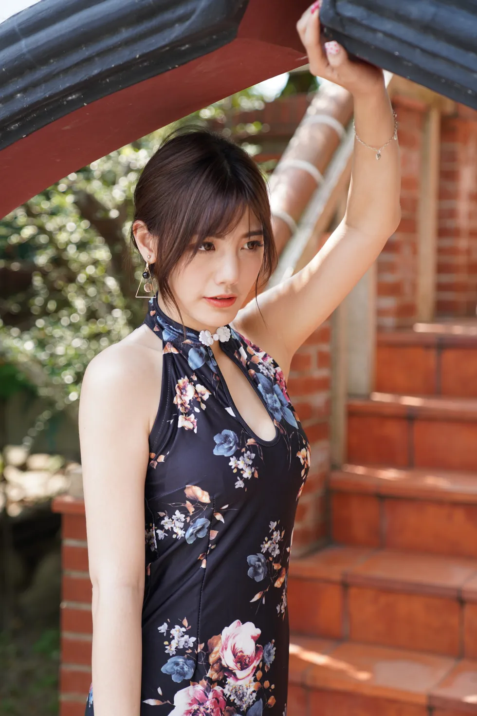 [爱美足] NO.104 陈葳 蓝花短旗袍高跟美腿 街拍#[117P]-1