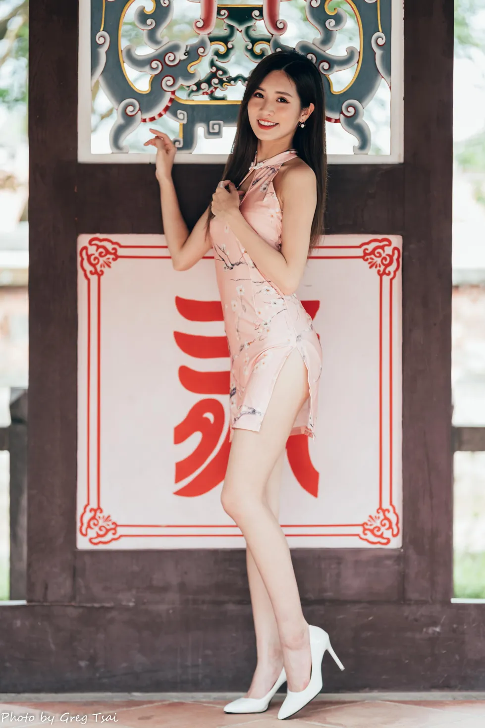 [爱美足] NO.138 张筠 粉色短旗袍丝袜高跟美腿 街拍#[36P]-6