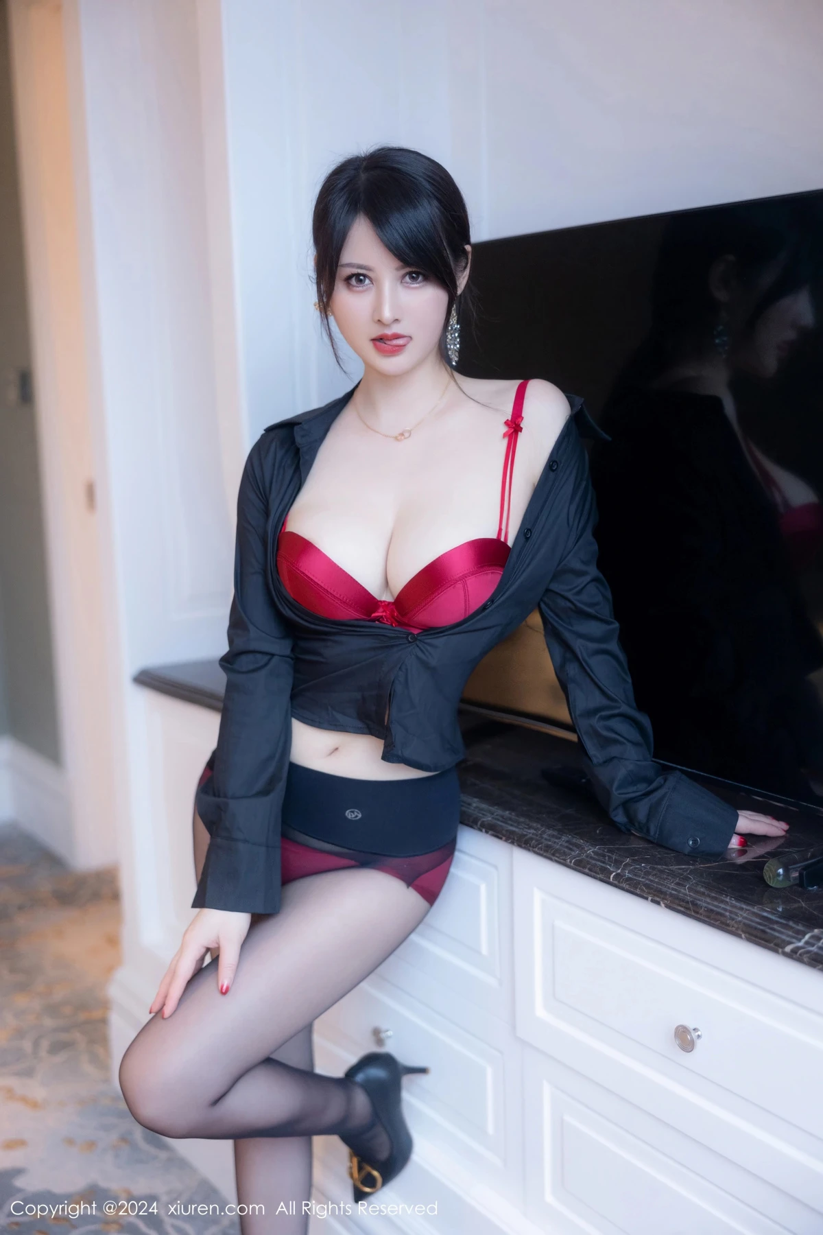 [秀人网] 2024.05.20 No.8569 诗诗kiki#[83P]-1