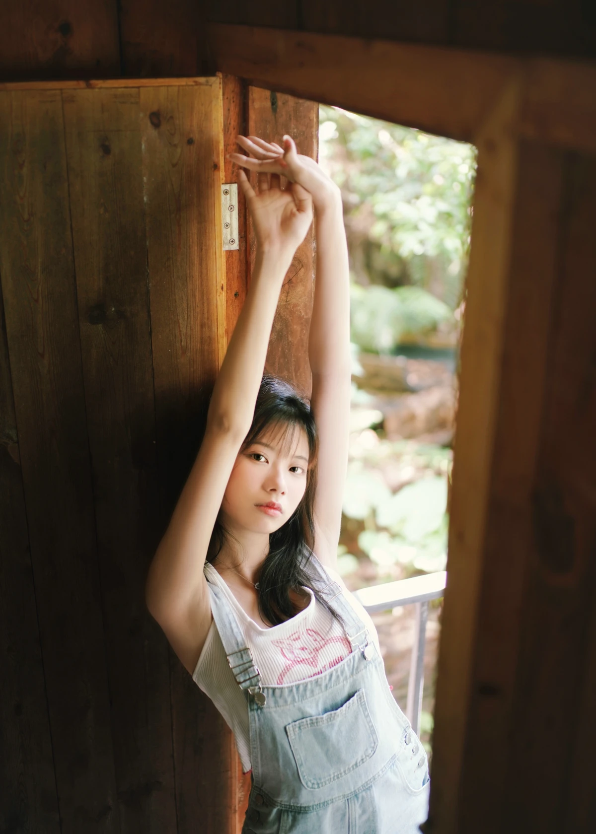 [艺图语] 2023.02.05 Vol.2977 小木屋里的青春 歪歪#[22P]-9