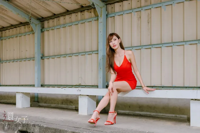 [爱美足] NO.047 艾比 紅連衣短裙 高跟美腿外拍 街拍#[106P]-7