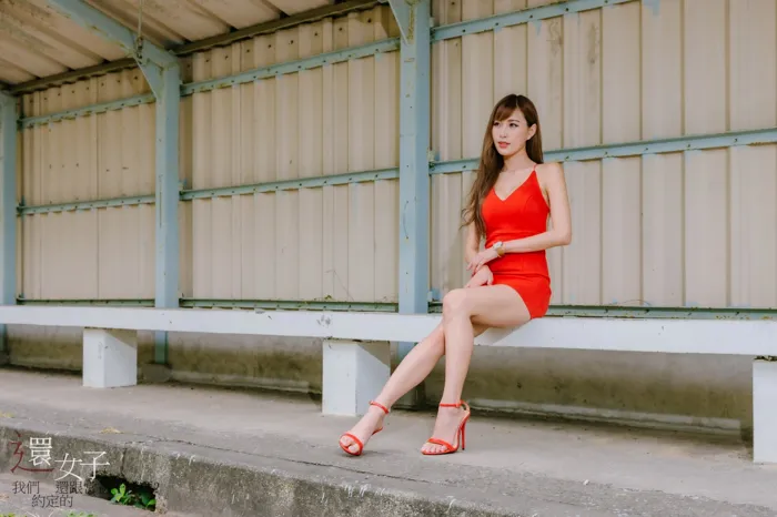 [爱美足] NO.047 艾比 紅連衣短裙 高跟美腿外拍 街拍#[106P]-8