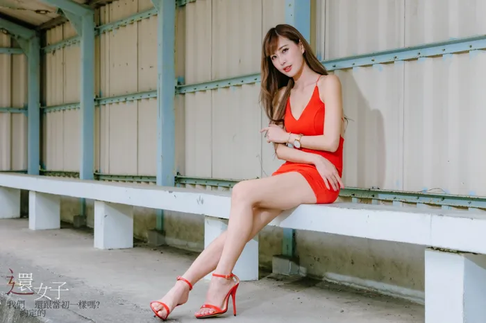 [爱美足] NO.047 艾比 紅連衣短裙 高跟美腿外拍 街拍#[106P]-9