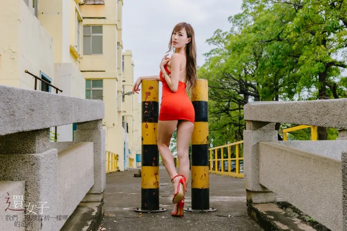 [爱美足] NO.047 艾比 紅連衣短裙 高跟美腿外拍 街拍#[106P]-5