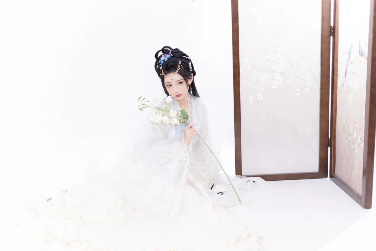 [艺图语] 2023.01.09 Vol.2874 – 梨花白 -绮罗生的小苏苏-#[26P]-8