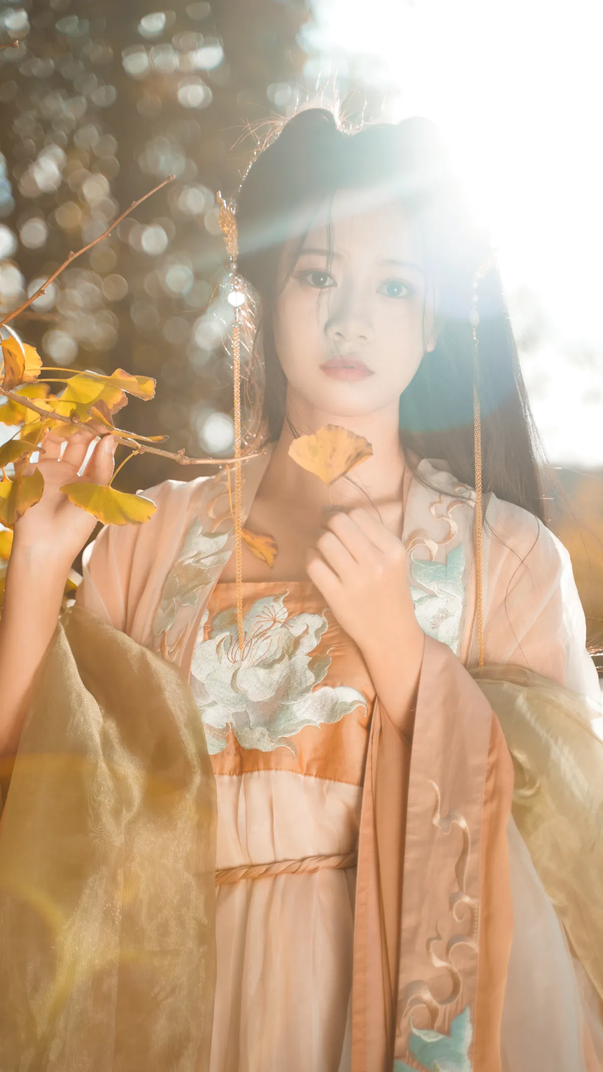 [艺图语] 2022.12.12 Vol.2664 – 银杏树下 旺旺小小舒#[39P]-6
