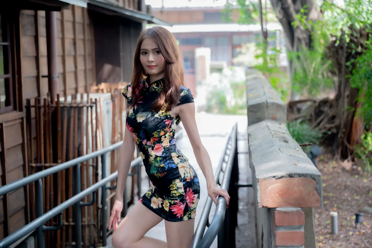 [爱美足] NO.202 何佳欣 黑花短旗袍丝袜高跟美腿 街拍#[97P]-6