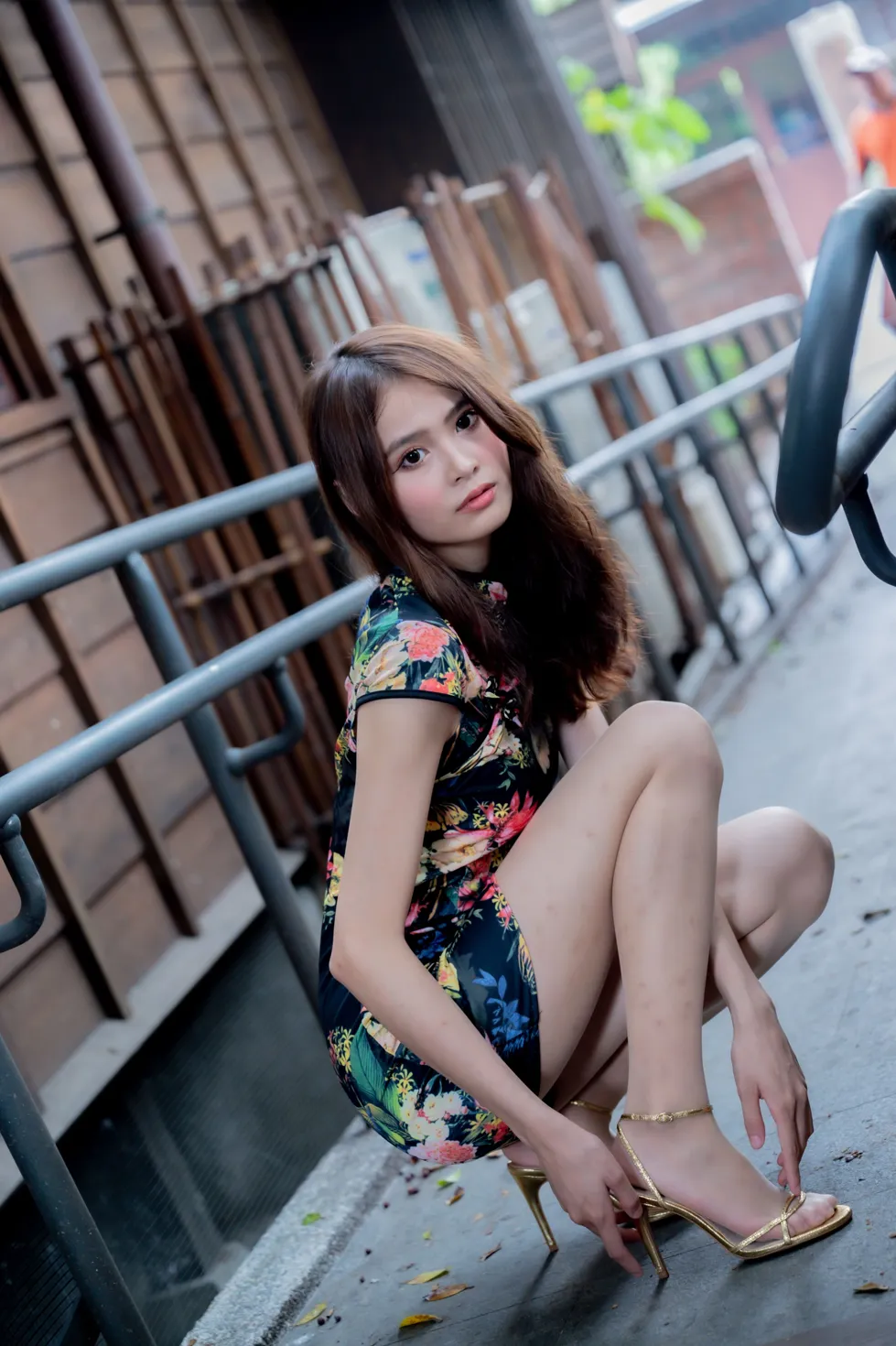[爱美足] NO.202 何佳欣 黑花短旗袍丝袜高跟美腿 街拍#[97P]-6
